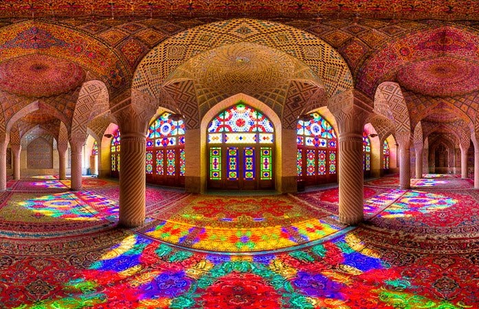 معماری اسلامی با اصول و باورها معنا پیدا می‌کند