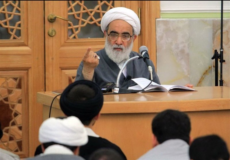 فقه امربه معروف | مرتبه توسل به زور در نهی از منکر وظیفه حکومت اسلامی است نه عموم مردم